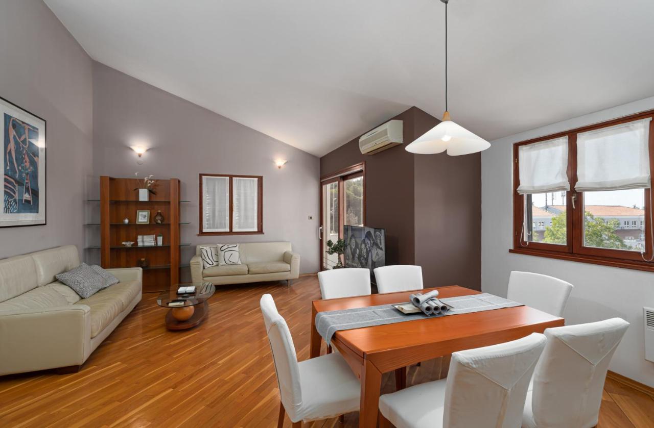 Biba Lux Apartment โปเรช ภายนอก รูปภาพ